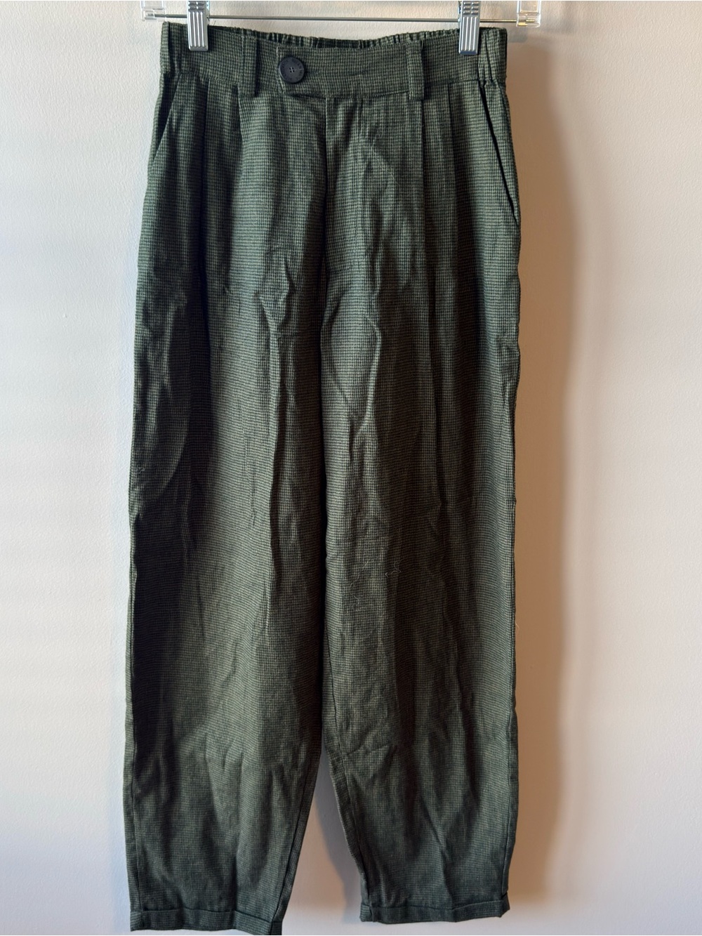 NWT Olive Green Cropped Pants with Pockets